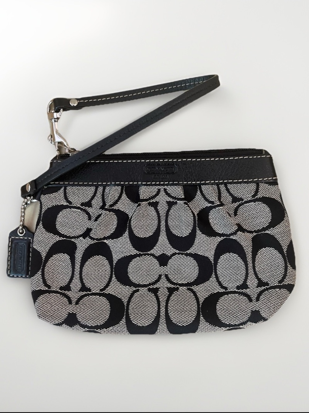 Coach Soho Signature Pleated Jacquard Wristlet Black and Gray